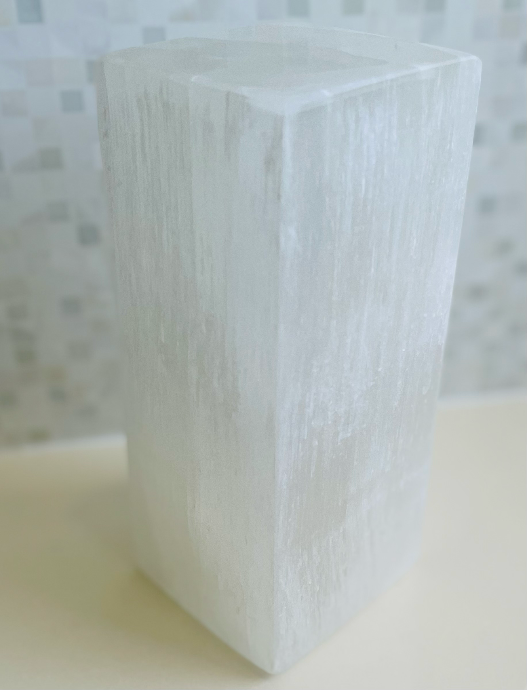 CuartoAstral - Wholesale Accent/Desk Lamp - Rectangular Selenite Crystal Lamp5