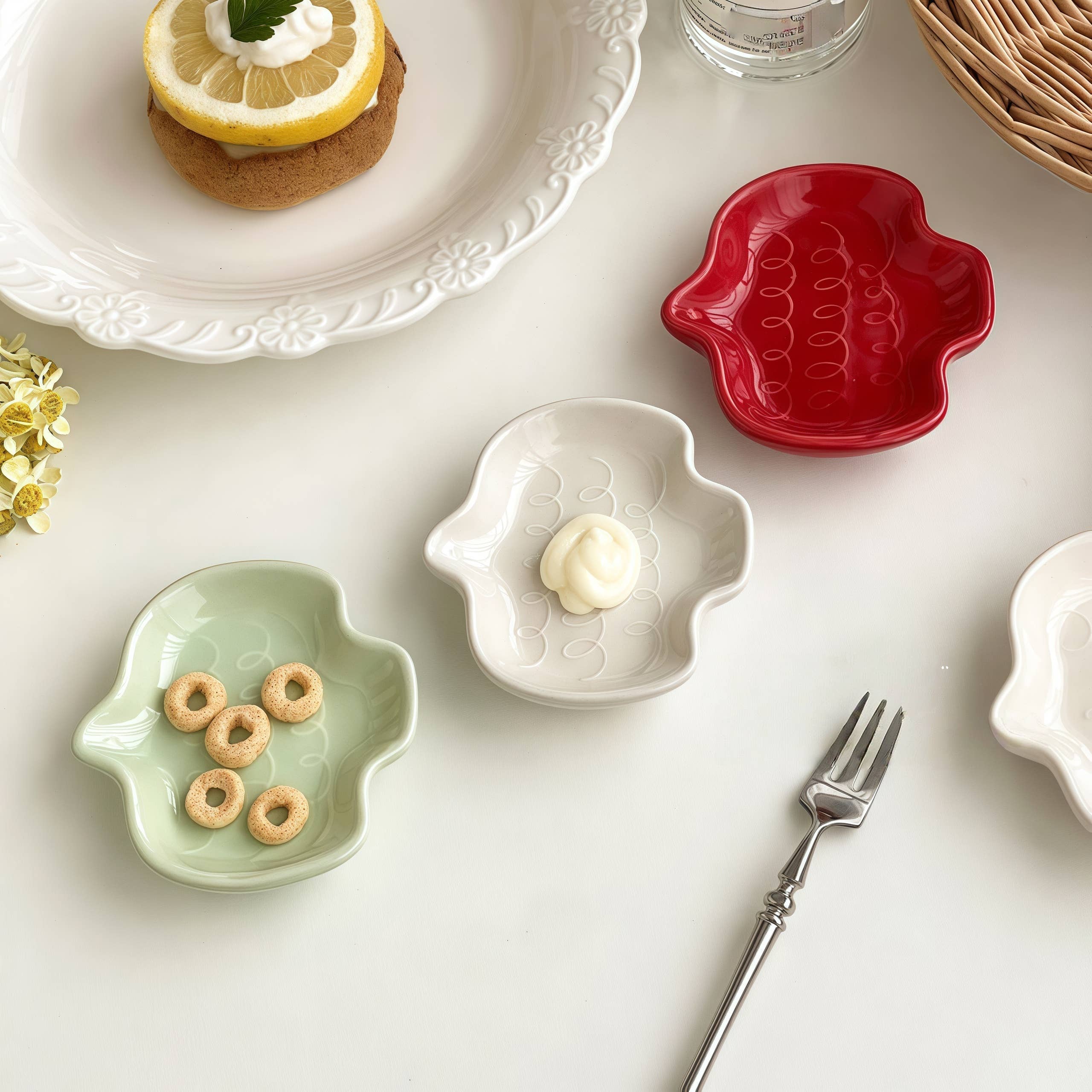 Otterware - Wholesale Condiment/Dip Bowl - Aesthetic Bird Ceramic Dipping Dish (White/Green/Red)4