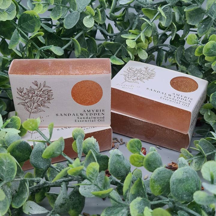 Amyris Sandalwood Sparkle Essential Oil Soap Bar for wholesale by Deryn Wen Gifts