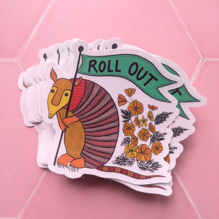 Aufkleber - „Roll Out“ Armadillo für den Großhandel von Natalie V. Mason