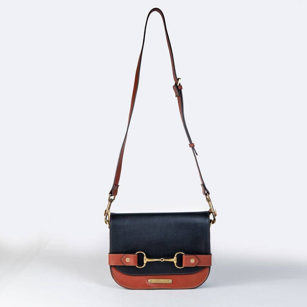 URBAN-EQUESTRIAN - Vendita all'ingrosso Borsa a tracolla - Donna - Saratoga - Borsa a tracolla di lusso in pelle con morsetto per cavallo in cognac su nero6