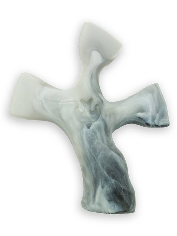 Hängendes Kreuz aus grauem Marmor für den Großhandel von Village Gift Importers