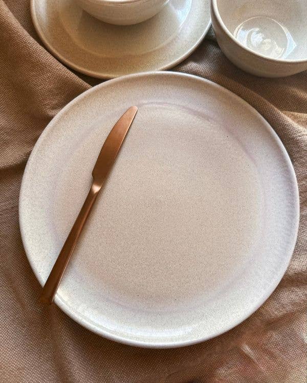 Los Artisans - Wholesale Dinnerware Set - Beige & Off-White Dinner Set | Pearl Iridescent Accents1