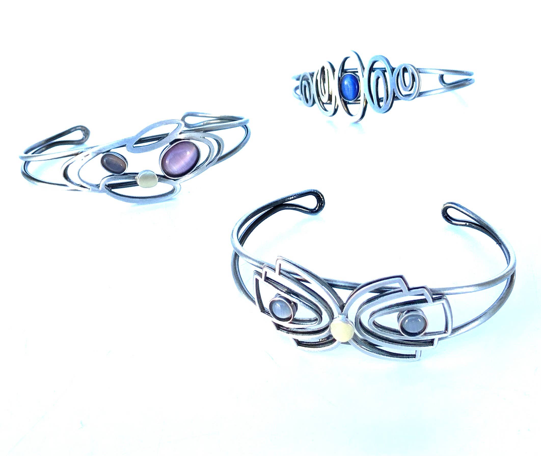 Christophe Poly / Crono Design - Vente Bracelet manchette - BRACELETS (B) - Manchette en fil en tailles 1 et 2, toutes deux ajustables43