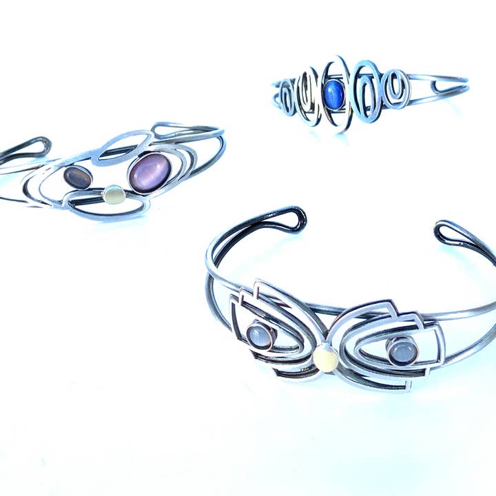 Christophe Poly / Crono Design - Vente Bracelet manchette - BRACELETS (B) - Manchette en fil en tailles 1 et 2, toutes deux ajustables43