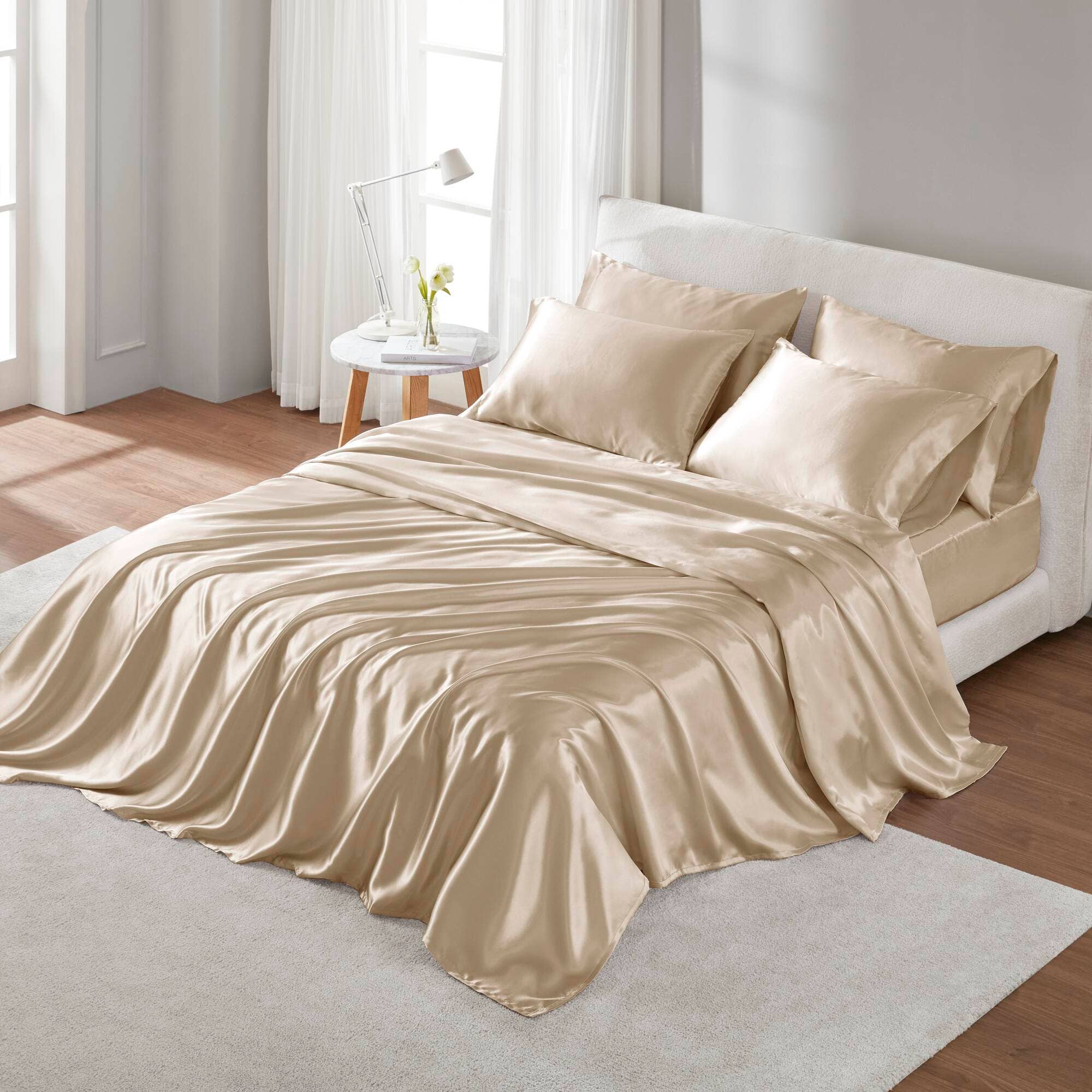 Olliix - Vente Parures de lit - Ensemble de draps en satin uni sans plis de luxe, Champagne1