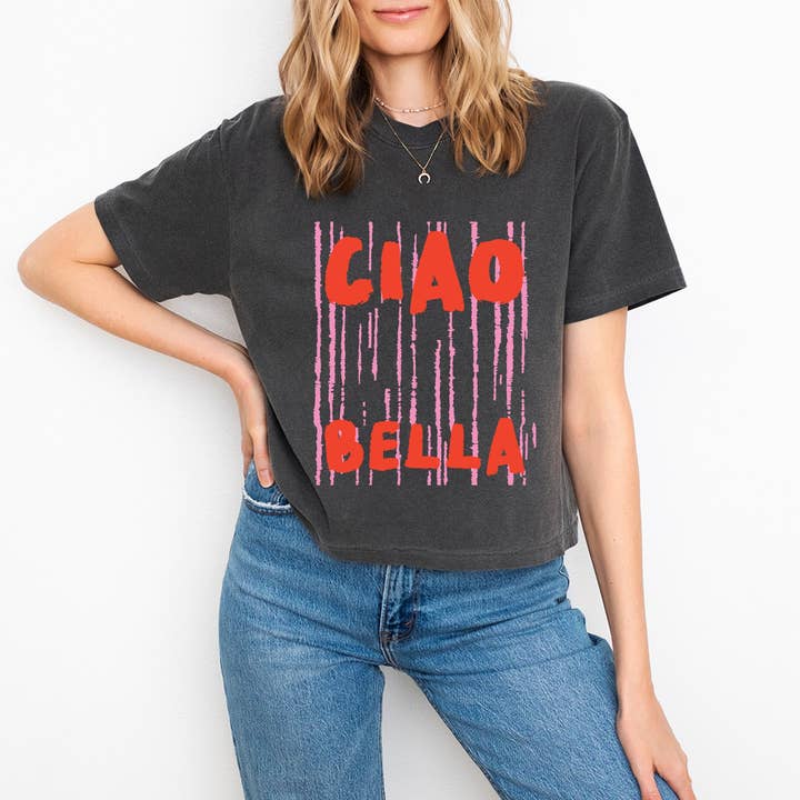 Ciao Bella Rayures - T-shirt graphique court et ample pour femme pour la vente par Olive And Ivory Wholesale