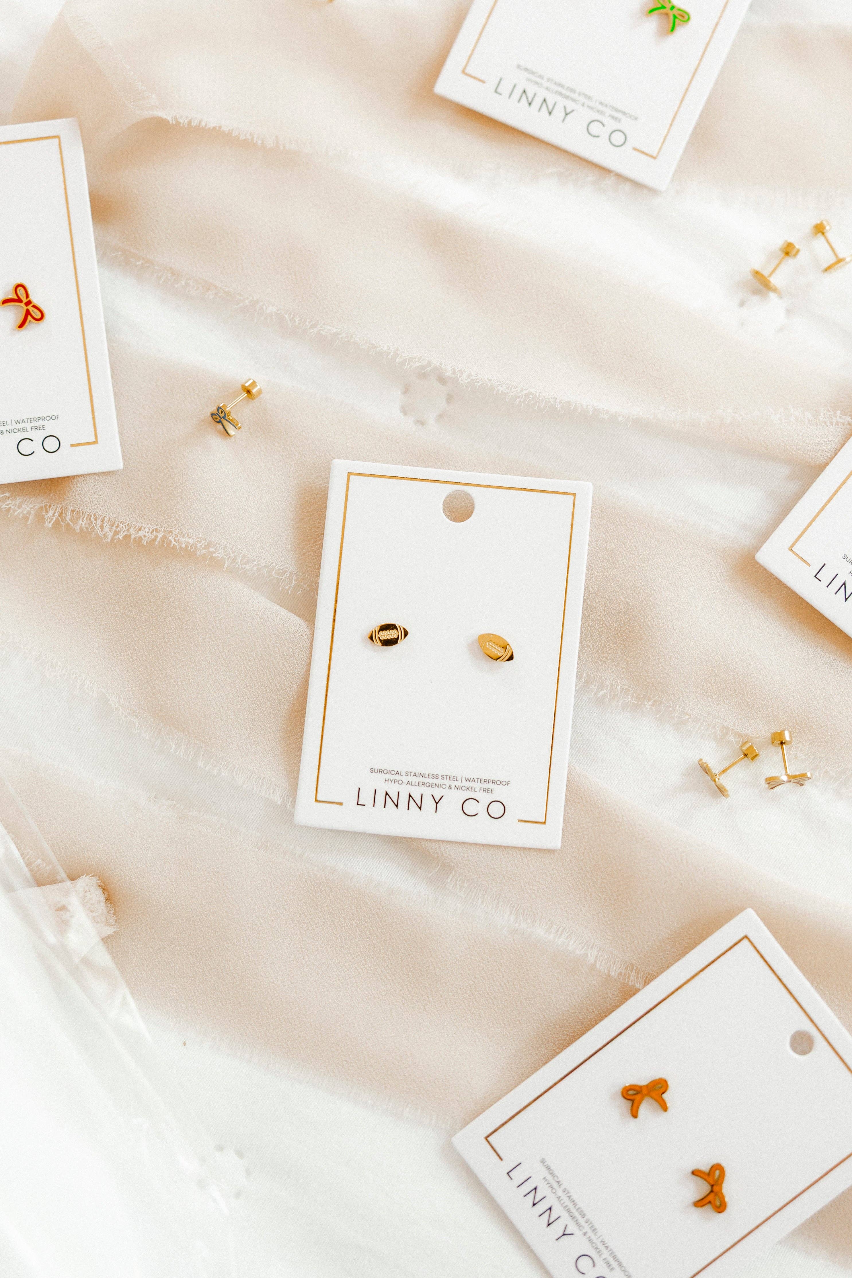 LINNY CO - Wholesale Stud/Post Earrings - Screwback Stud Earrings - Football3