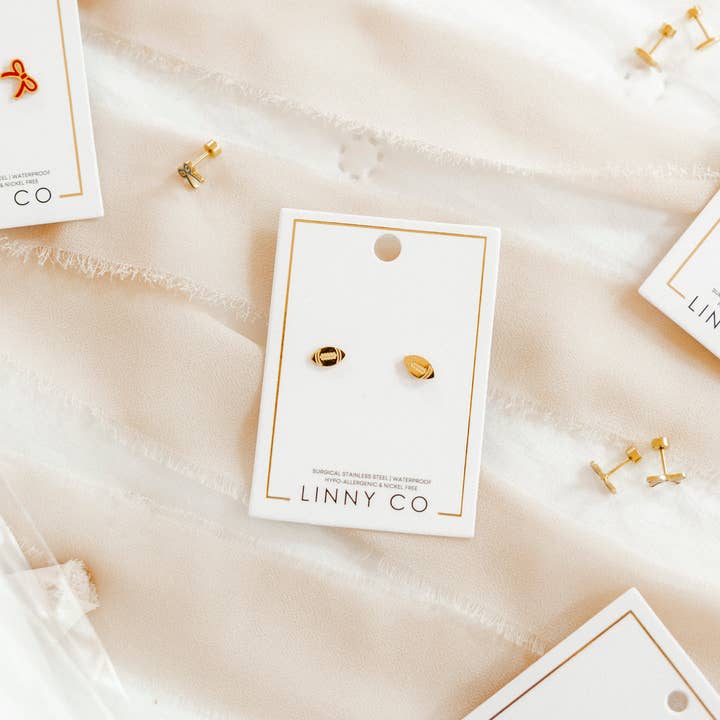 LINNY CO - Wholesale Stud/Post Earrings - Screwback Stud Earrings - Football3