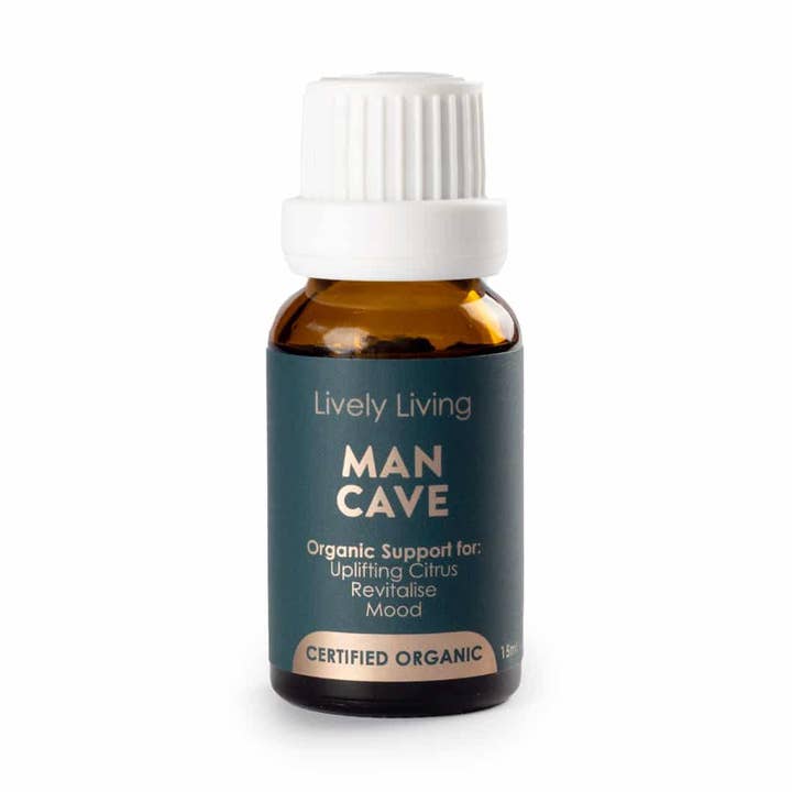 Lively Living - Wholesale Essential oil - Man Cave - Certified Organic Essential Oil Blend 15ml0