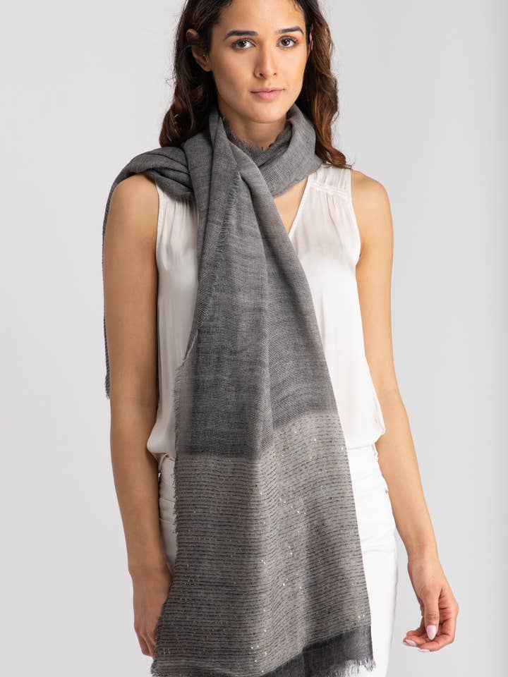 Lenox glinsterende sjaal met pailletten voor wholesale door SAACHI