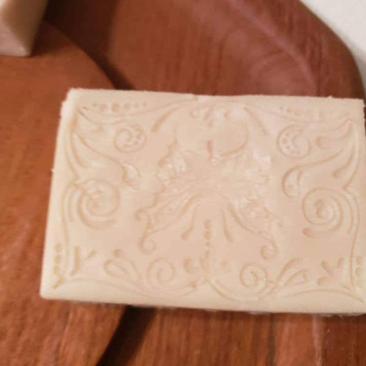 Ladell Organics – wholesale Bar Soap – Aloe Vera Soap4