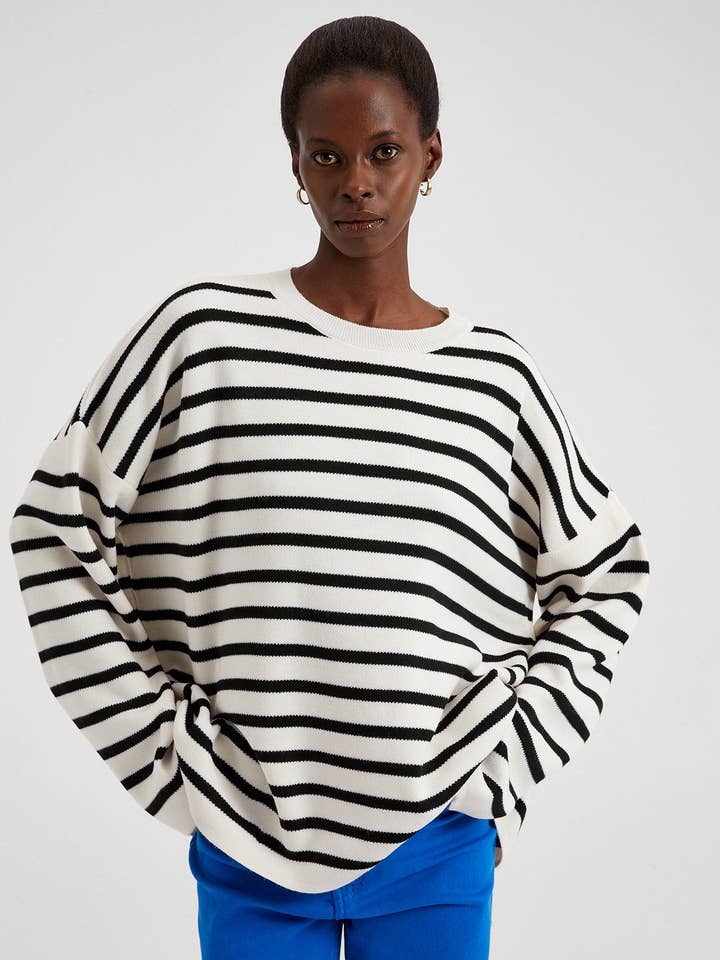 OVERSIZED STRIPED KNIT SWEATER - BLACK & WHITE for wholesale by Touché Privé