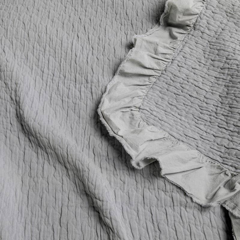 UNOCASADESIGN - Wholesale Deken - Vigo Stonewashed katoenen sprei met ruches13