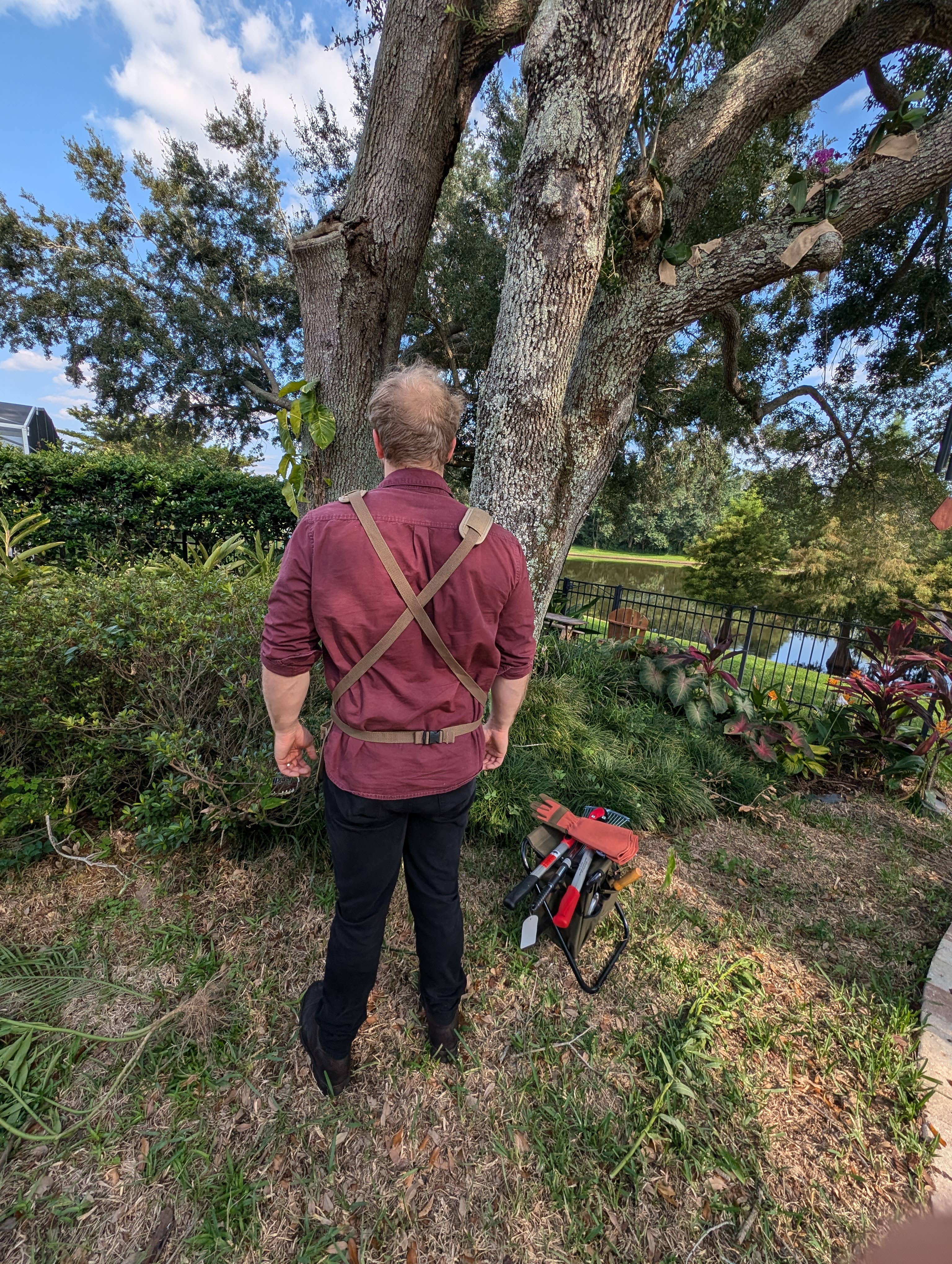 Brown Ironwood Gardening Tool Apron - Full Apron for wholesale on Faire1