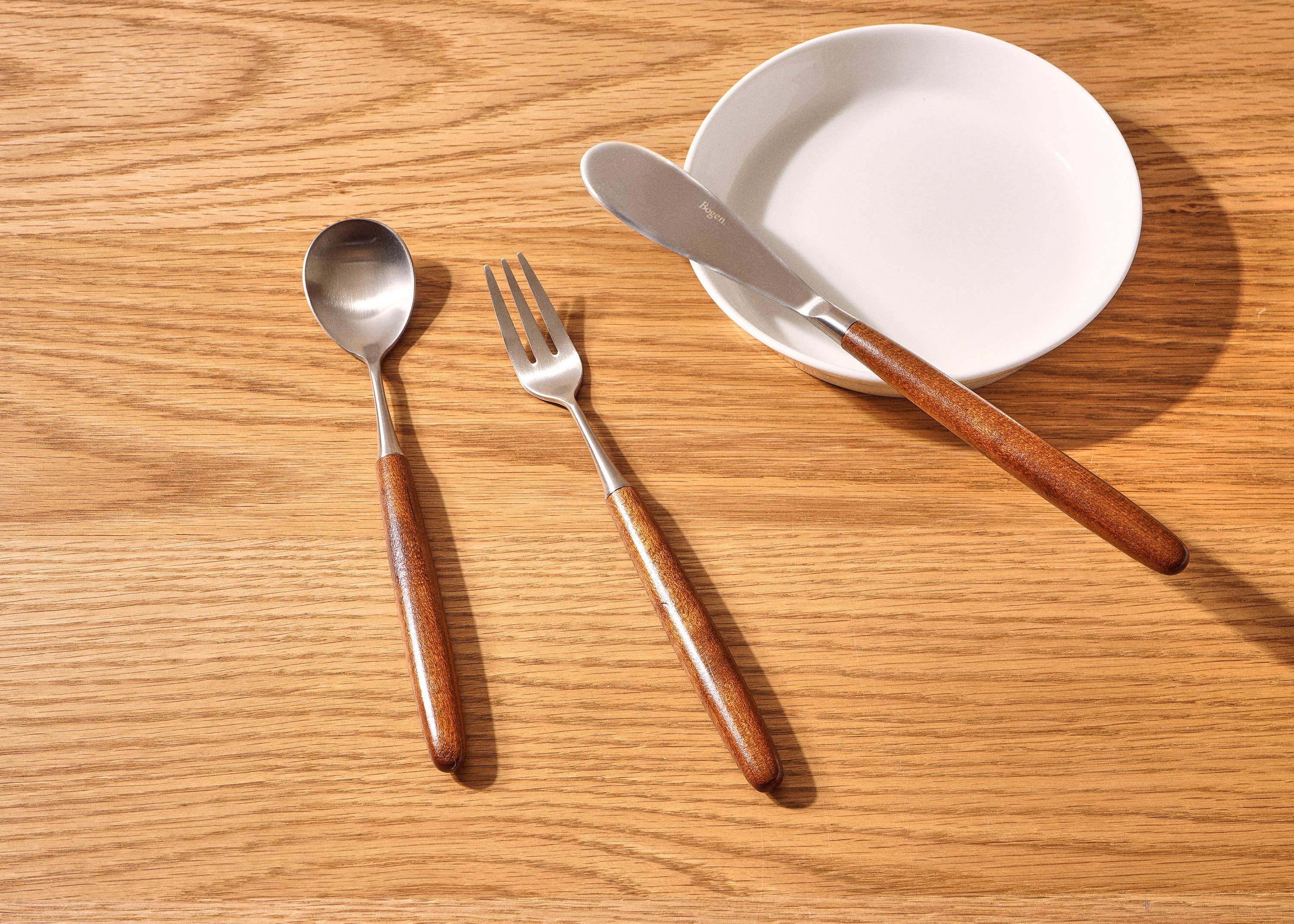 Korea Table - Wholesale Assorted Cutlery Set - Honey Maple Cutlery1