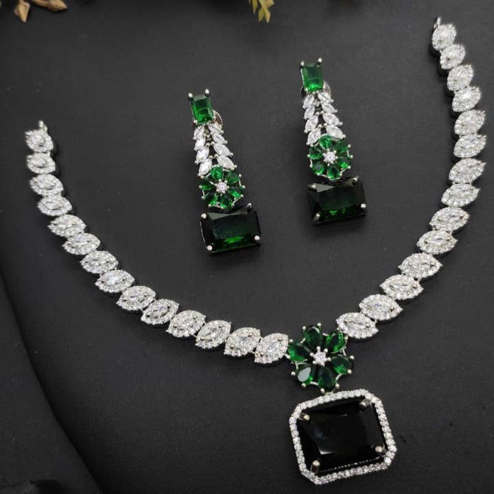 Regal Emerald Grace – CZ Necklace & Earrings Set for wholesale by Vinnis Jewelry