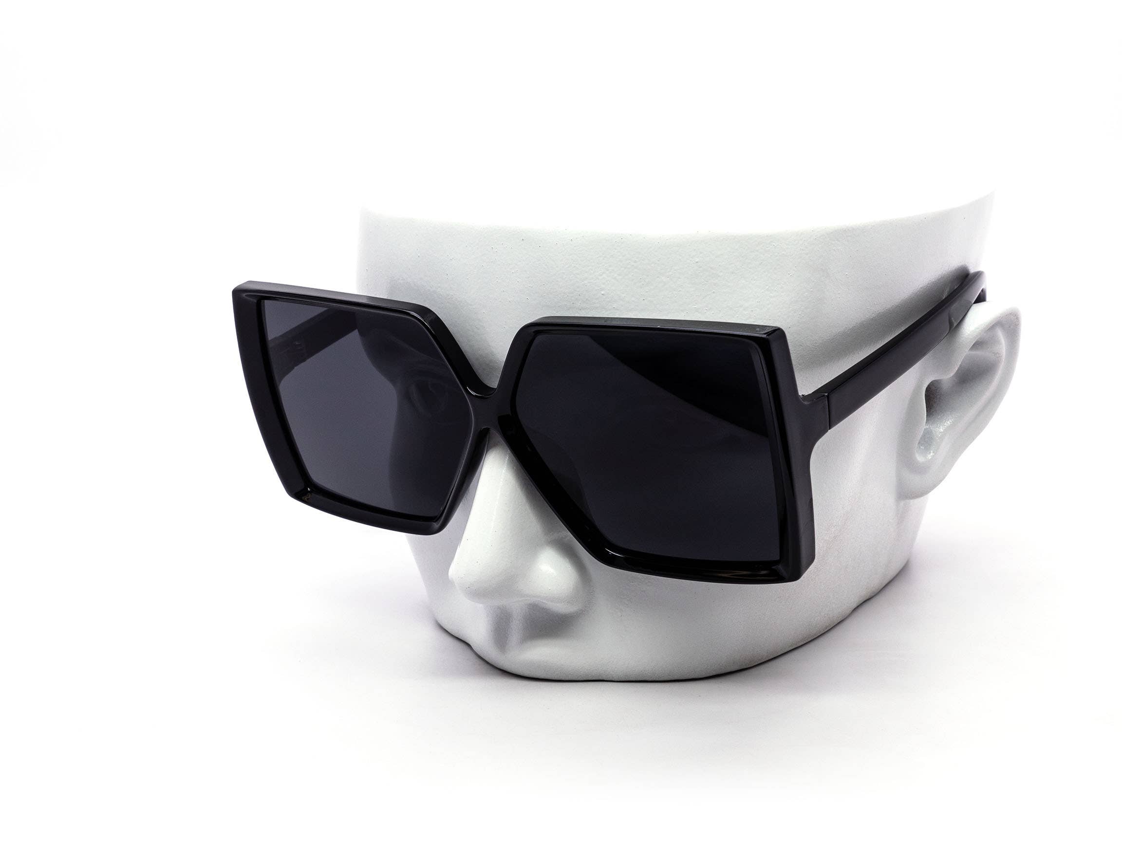 Still Friday - Wholesale Sunglasses - Unisex - Oversized Retro Super Square Gradient Lens Sunglasses4
