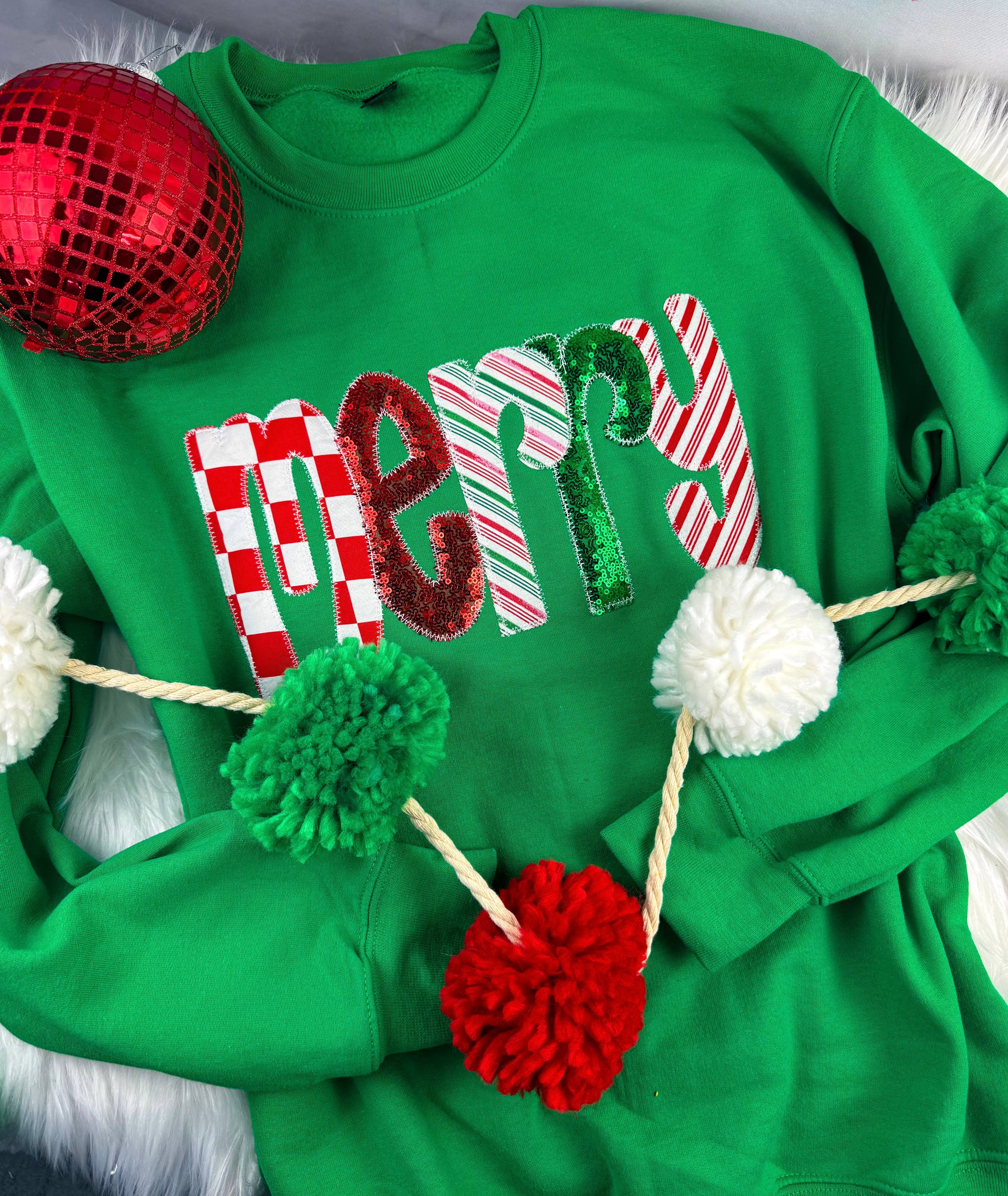 Shop Southern Belle - Wholesale Graphic Sweatshirt - Unisex - Green Merry Christmas Sweatshirt