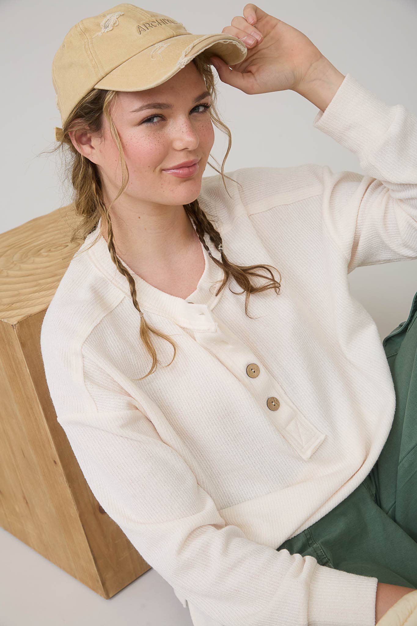 Blu Pepper - Wholesale Knit Top - Women's - RIBBED HENLEY LONG SLEEVE KNIT TOP3