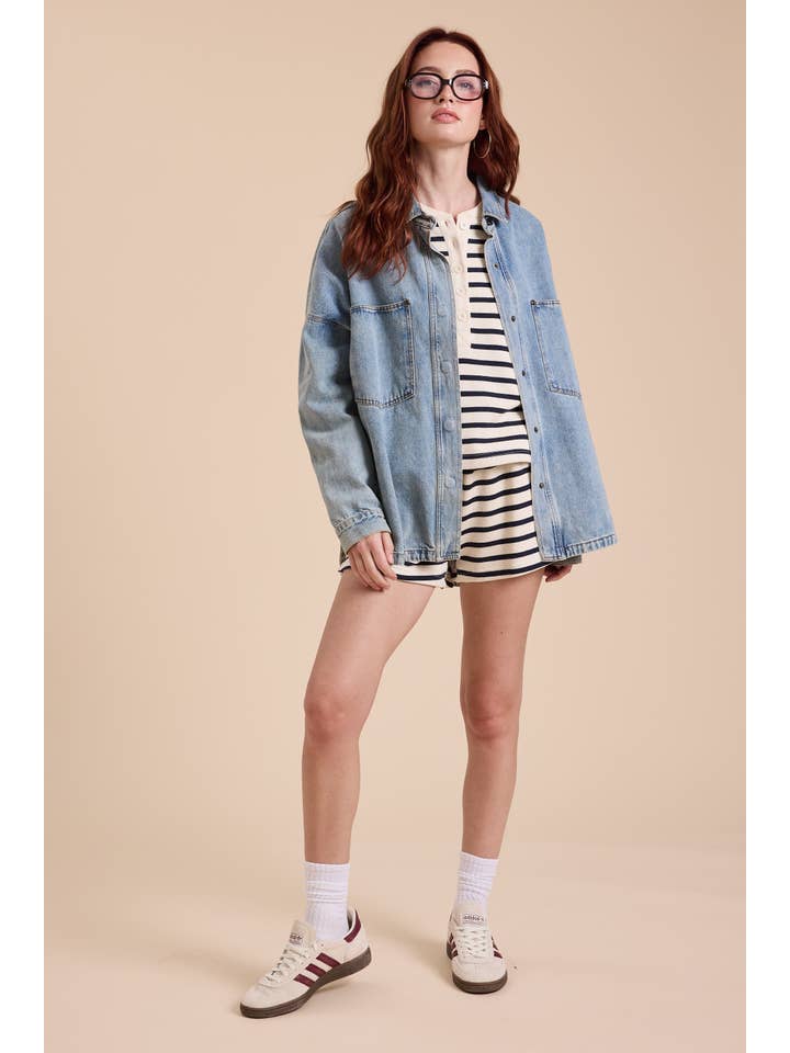 MIOU MUSE - Wholesale Shirt Jacket/Shacket - Women's - J3037 WASHED SNAP BUTTON DENIM SHACKET