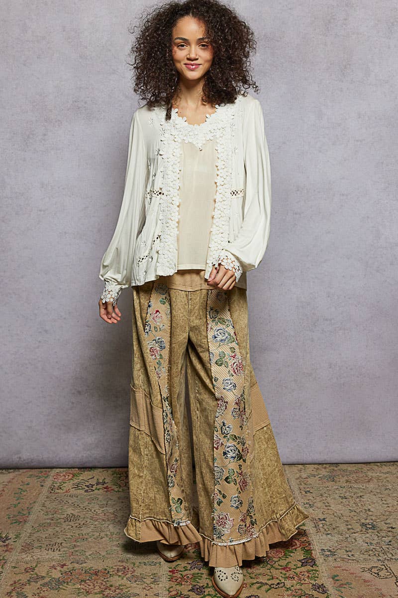 Pol Clothing - Wholesale Blouse - Women's - Long Sleeve Contrast Floral Lace Crochet V-Neck Top16