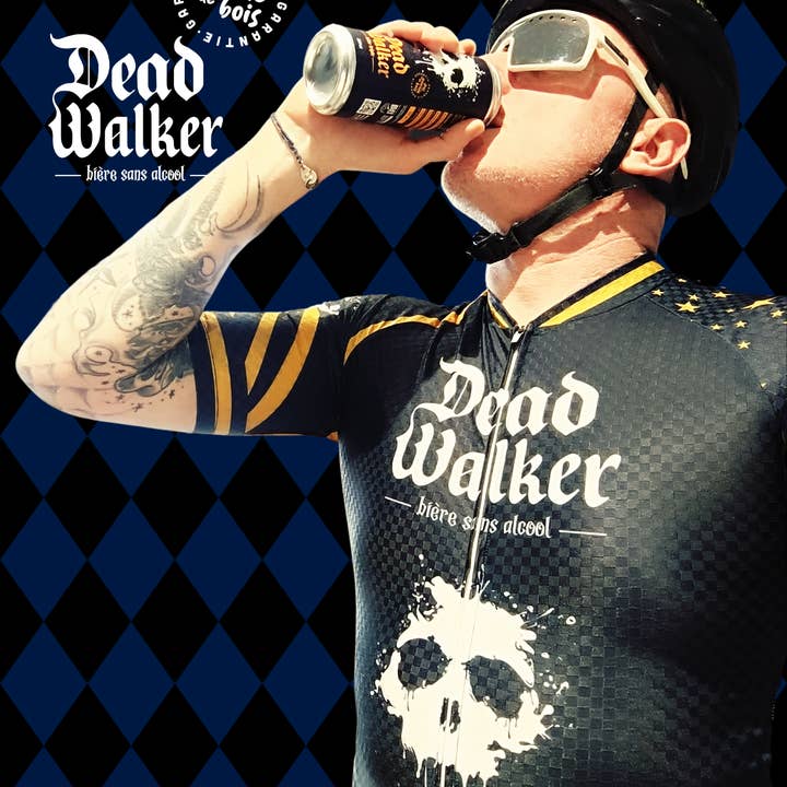 DEAD WALKER - Wholesale Non-Alcoholic Beer - DEAD WALKER 0% Alcohol-free Triple Beer (24x330ml)