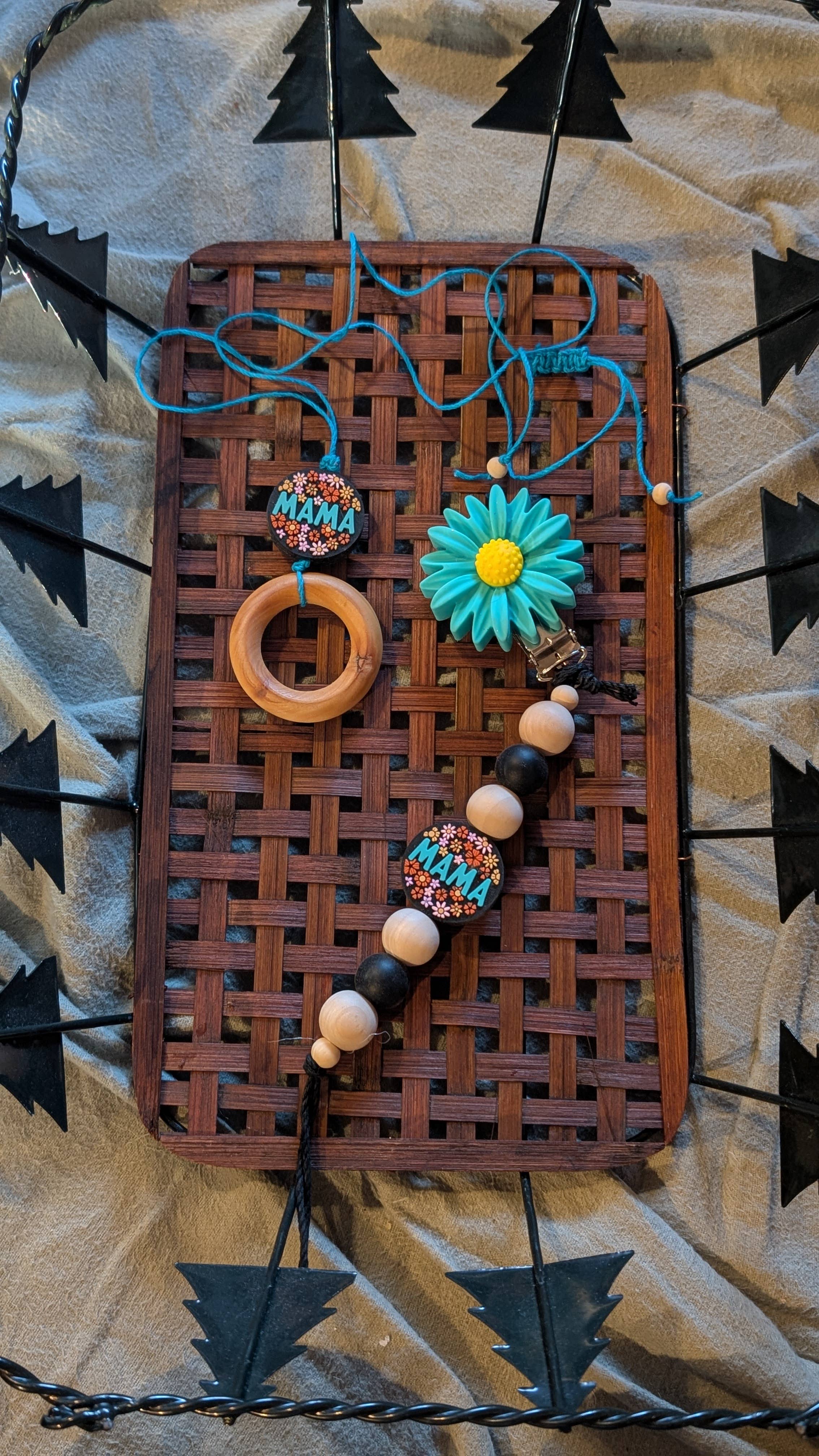 Brombie - Wholesale Jewelry Set - Mama nursing necklace with matching clip for pacifier or toy11