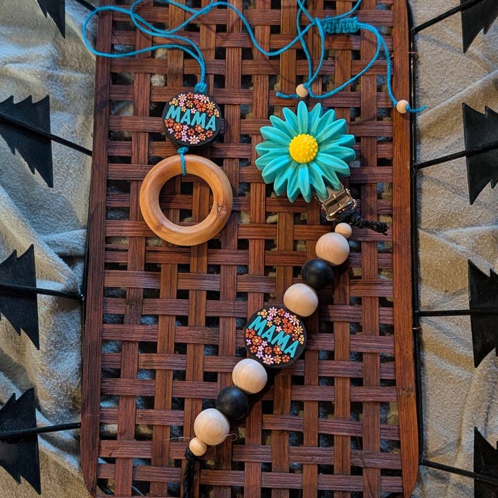 Brombie - Wholesale Jewelry Set - Mama nursing necklace with matching clip for pacifier or toy11