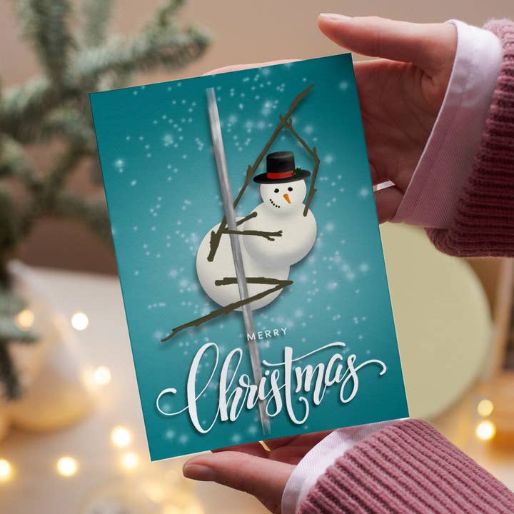 Carte de Noël bonhomme de neige Pole danse/Pole dancing/Pole Friend pour la vente par Halfmoon Creative Art