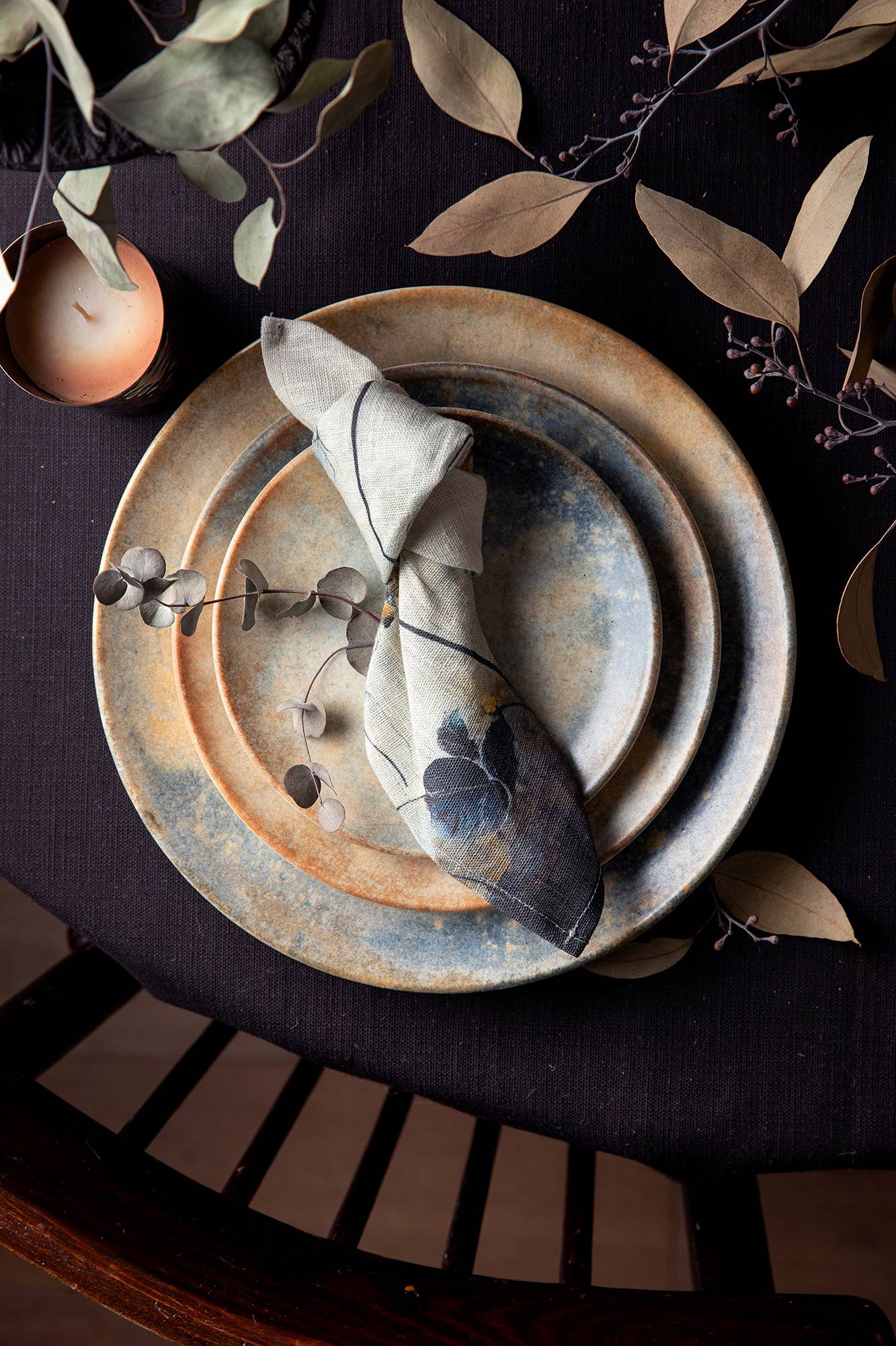 Suisse Maison de Lin - Wholesale Dinner & Cloth Napkin - Japanese Floral Natural Linen Napkins