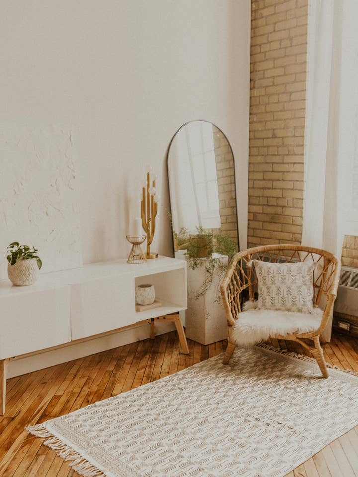 Sea Salt Kos Rug for wholesale by Kaiilani