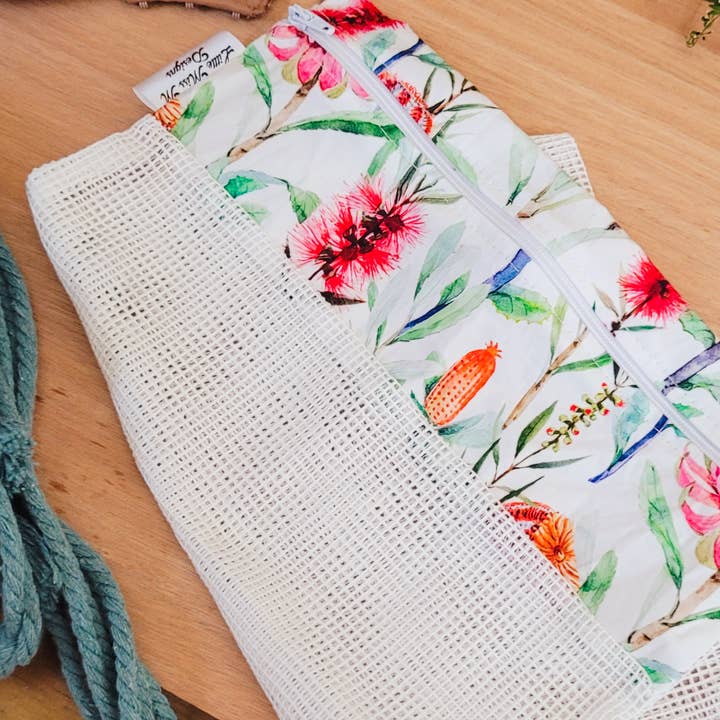 Sac de lavage / linge Cream Native pour la vente par Little Miss M Designs