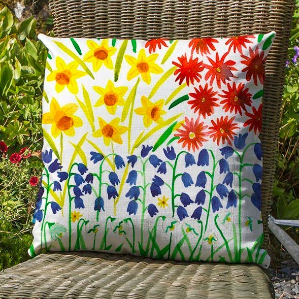 Almofada Exterior Floral Primavera por atacado de Perkins & Morley