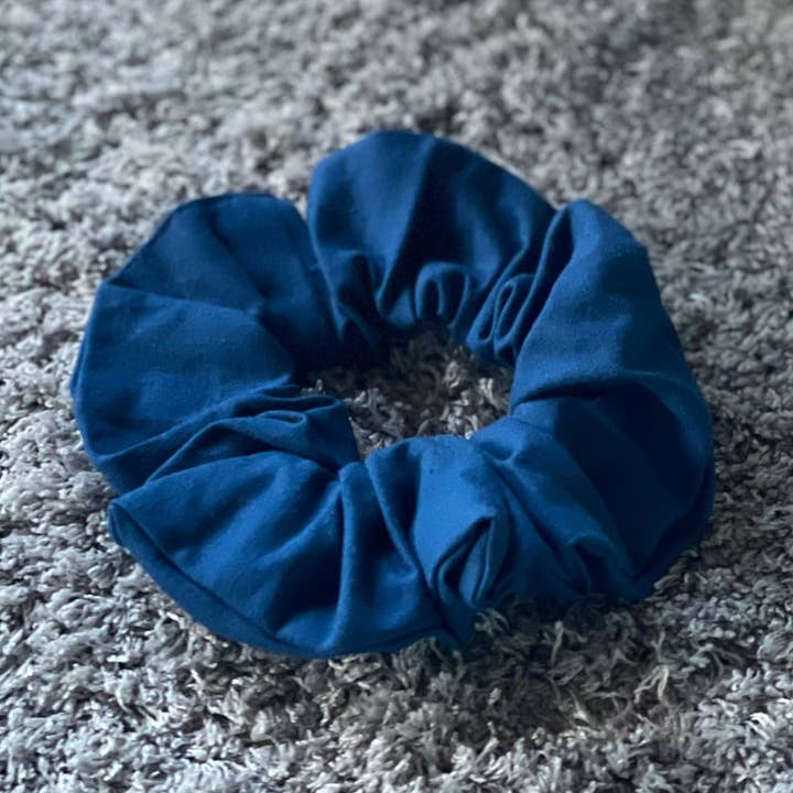 Kaiserliche Liebelei – Großhandel Haargummi – Damen – 🖤 Squanchy Haargummi Blau - selbst gemacht MADE IN GERMANY0