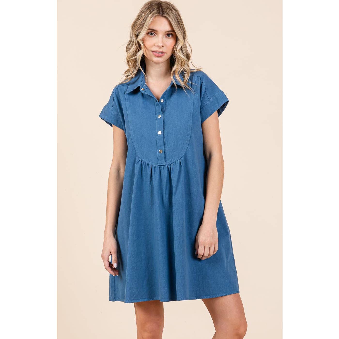 mittoshop – Engroshandel Kjole - Dame – TWILL KORTÆRMET MINIKJOLE MED KRAVE6