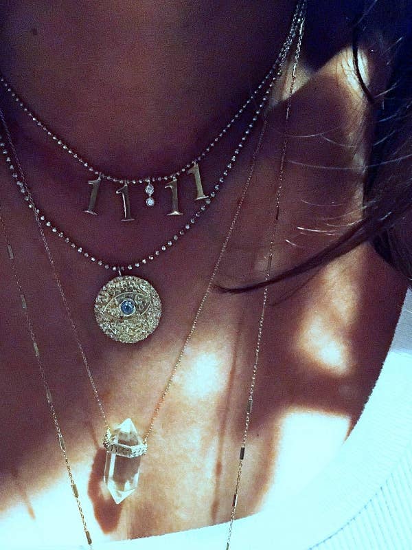 Collier ras du cou 11h11 Statement pour la vente par Nayla Jewelry