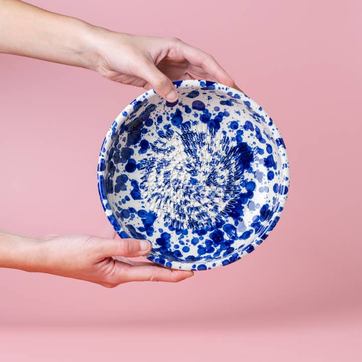 Alfar Tierra Cocida - Wholesale Grater - Large Pottery Grater Plate – Includes Gift Spoon / PERSIA6