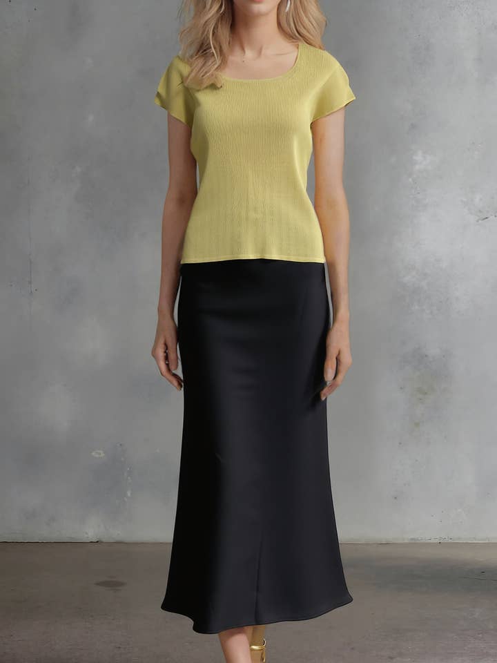 Pleating Short Sleeves Top- Soft Square - Yellow for wholesale by Ellyndale