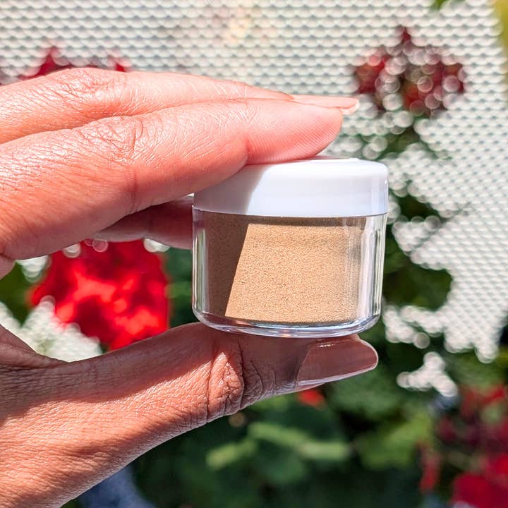 Herbal Edge - Wholesale Skincare face mask - Sandalwood & Orange Peel Clay Mask2