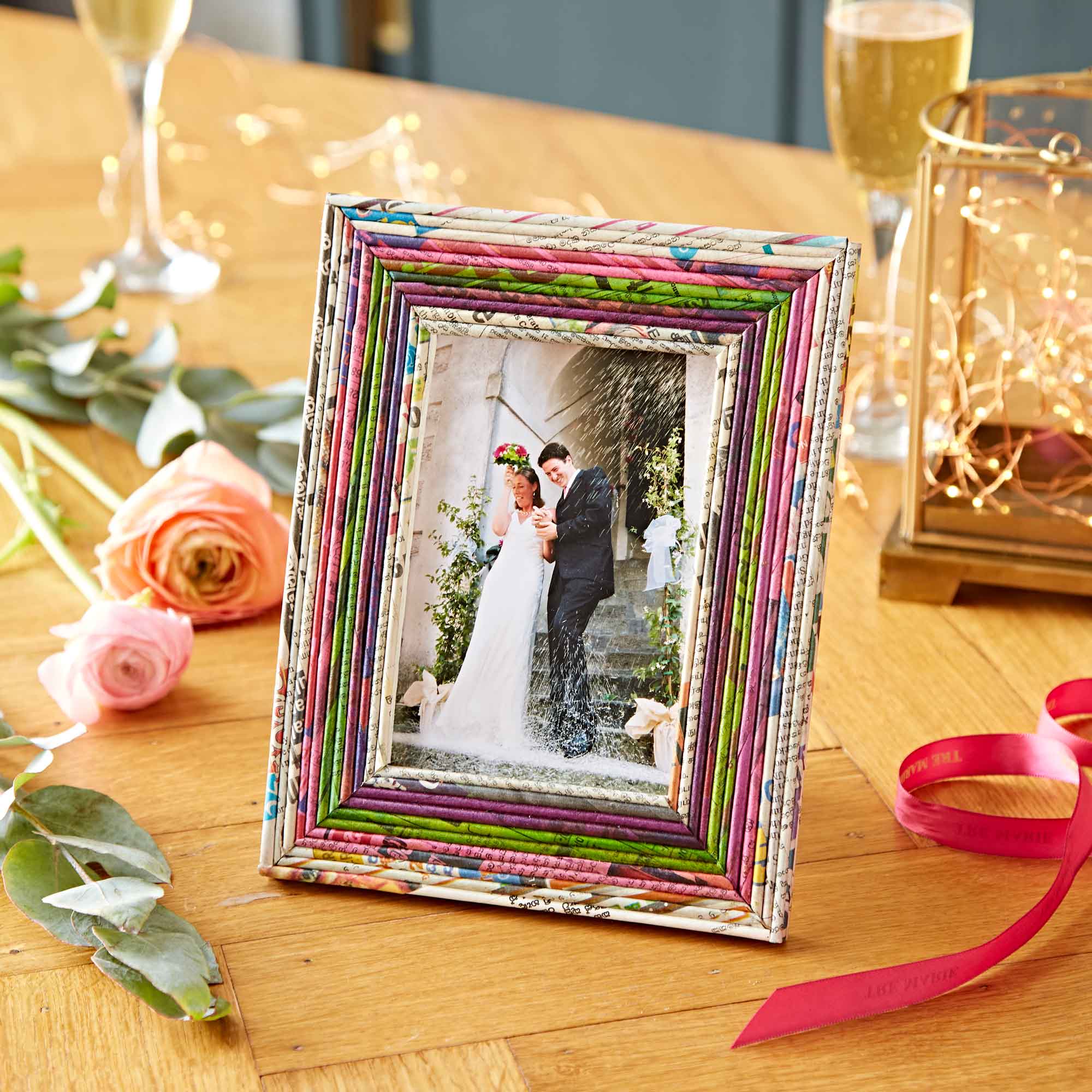 The Paper High Gift Company Limited - Wholesale Picture Frame - Recycled Newspaper Photo Frame - 4 x 6 Picture Frame11