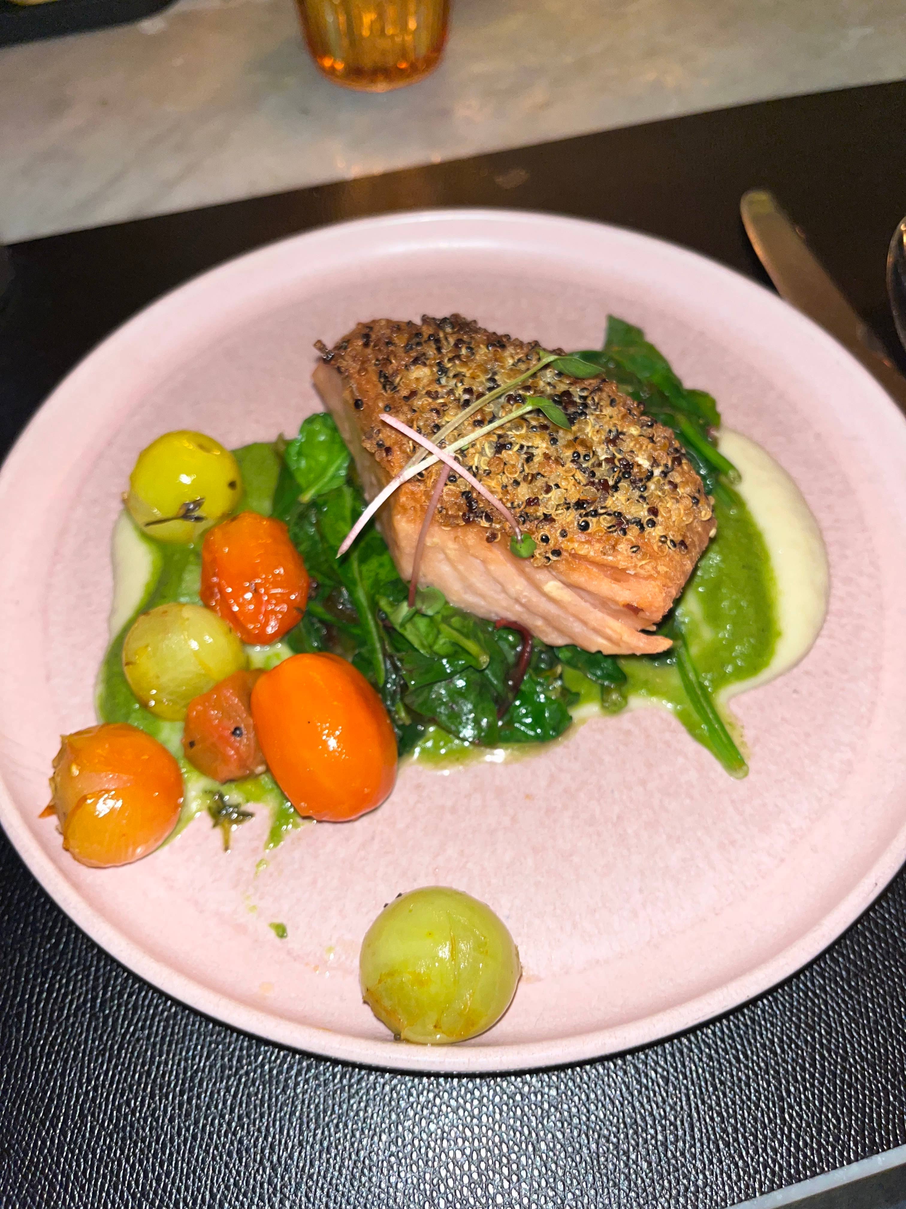 Oshi - Wholesale Fish/Seafood - Oshi plant-based salmon-inspired fillets2