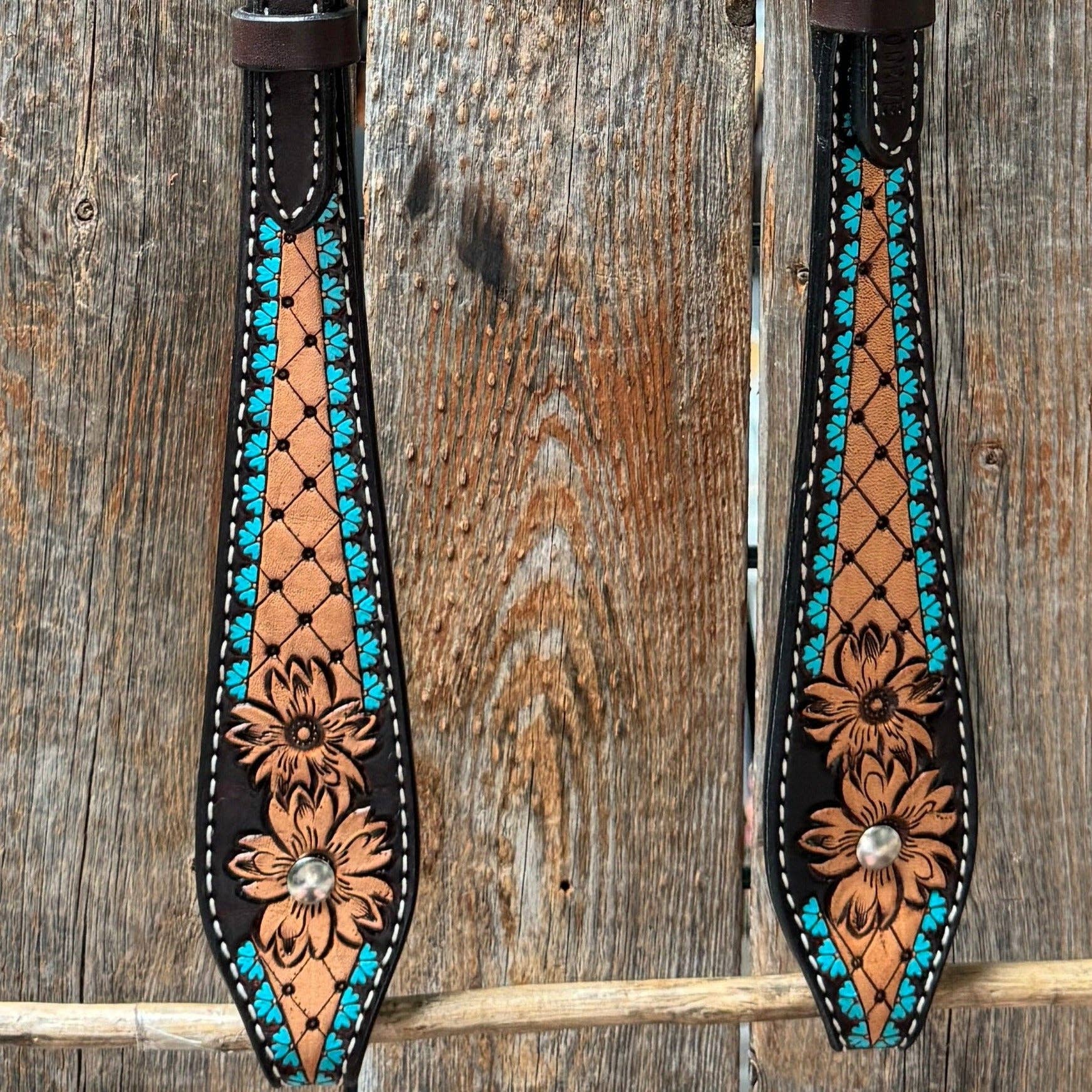 Rodeo Drive – wholesale Horseback riding gear – Multi Flower One Ear Headstall / Bridle #243792