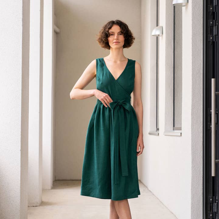 menique - Wholesale Jurk - Dames - Elegante zomerjurk Macie van linnen met overslag8