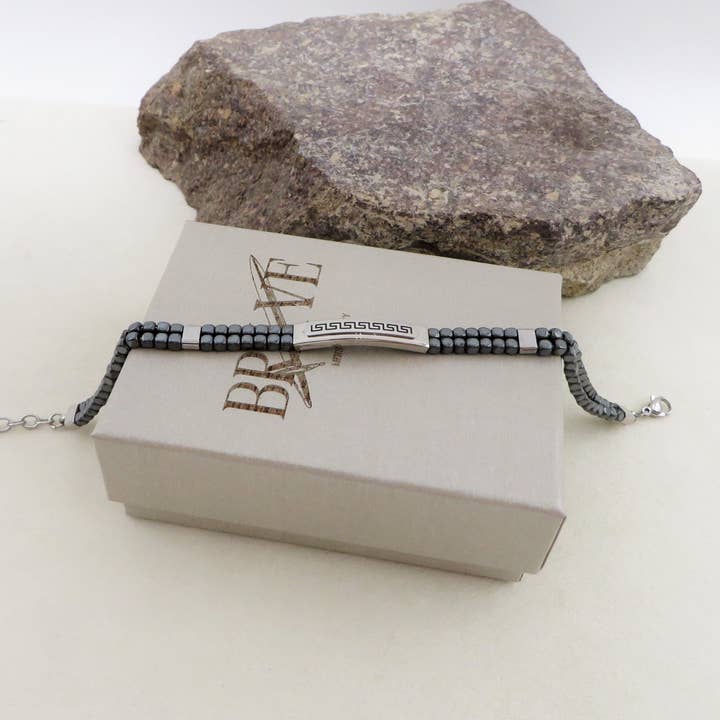 ARES Bracciale uomo Targhetta con greche e cubetti in ematite - ACCIAIO INOSSIDABILE for wholesale on Faire4