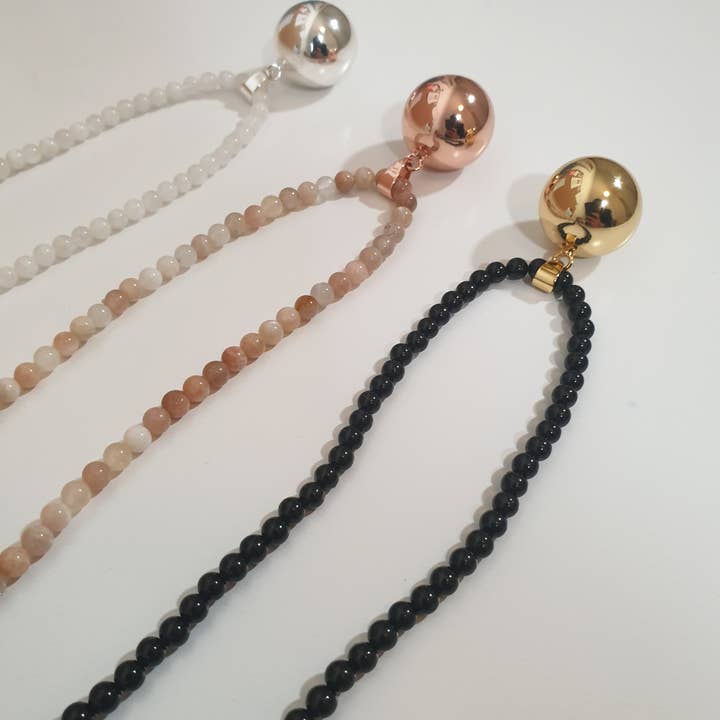 Moment Lyon - Wholesale Jewelry - Maternity - Natural stone pregnancy bolas (7 variants)37