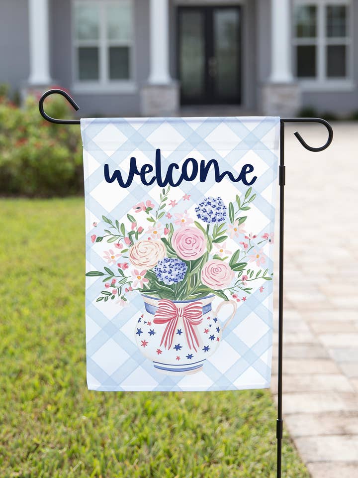 Patriotische Gartenflagge – Rot, Weiß & Blaues Bouquet für den Großhandel von The Navy Knot