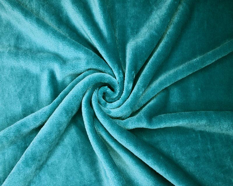 Fumbalinas - Wholesale Robe - Women's - Cuddle Fleece Faux fur Feel Snuggle-blanket Robe - Choose your colour2