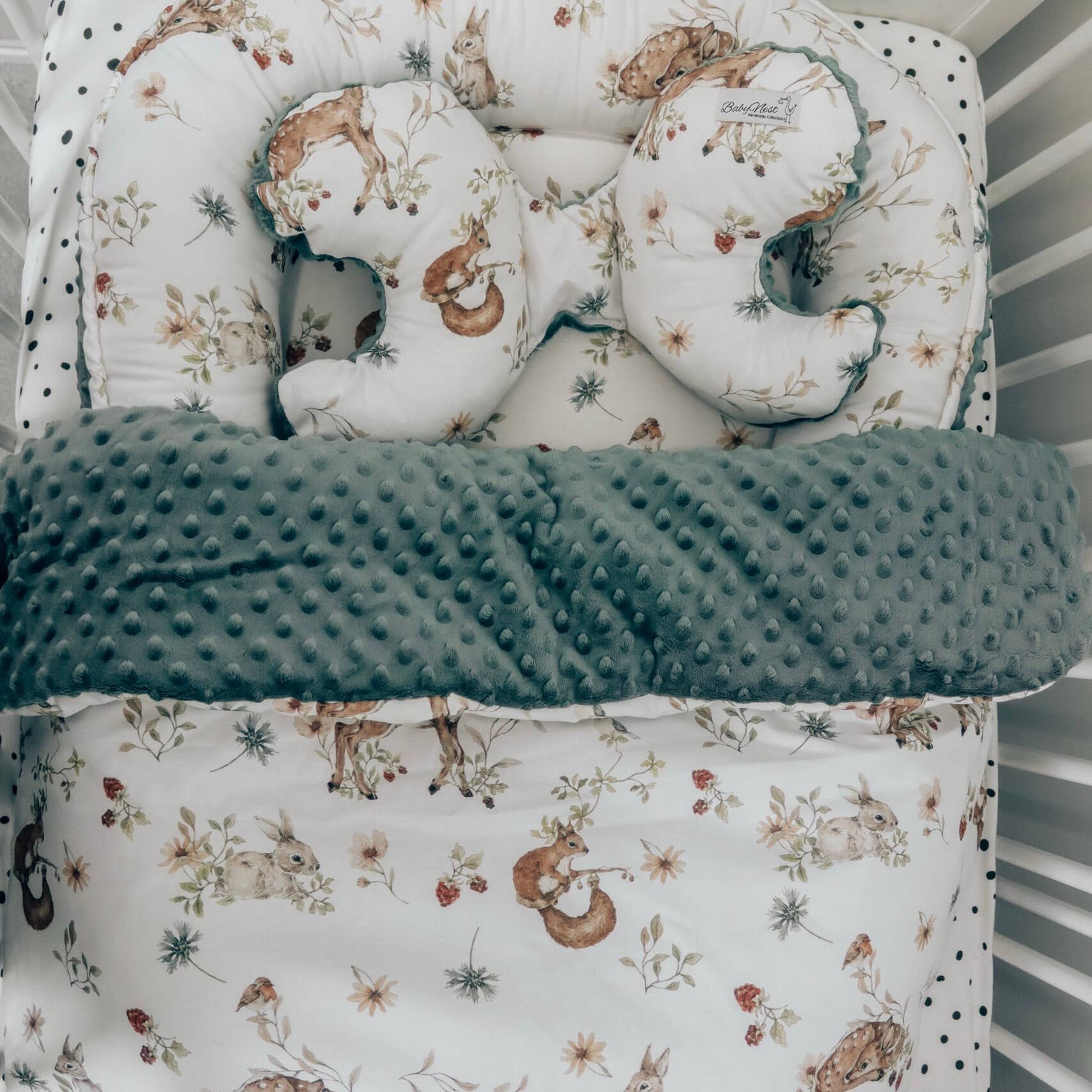 BabyNest - Wholesale Lounger - Baby - Babynest 4-Piece Premium Set Forestland5