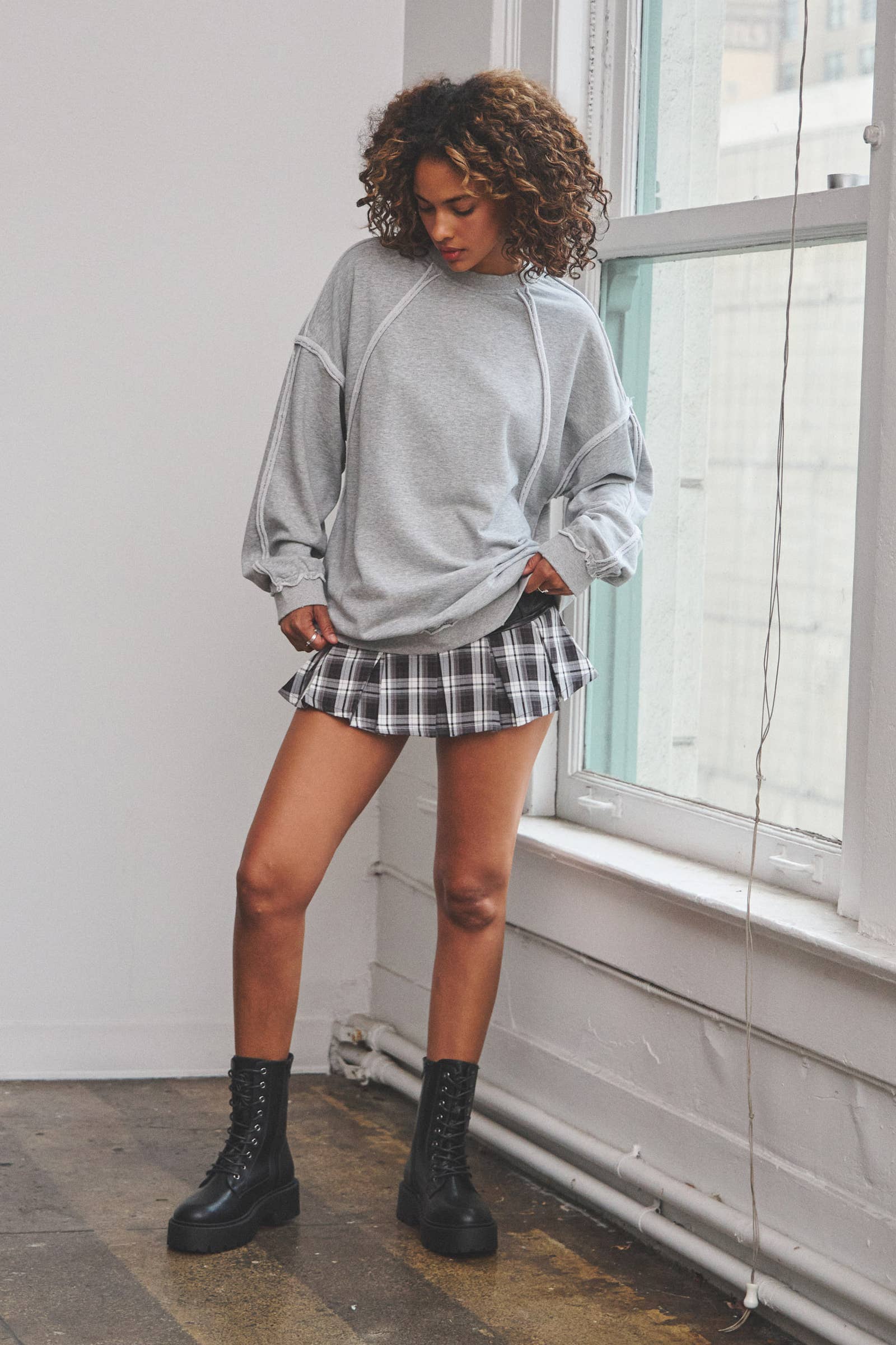 No Vacancy - Wholesale Sweatshirt - Women's - Raw edge detail french terry crewneck top8